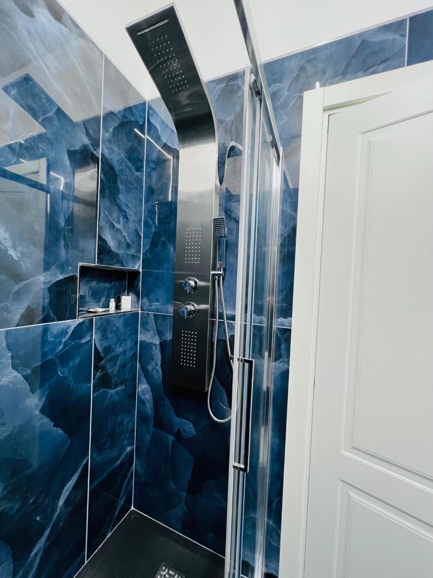 Seven Nights Bologna Bed and Breakfast Εξωτερικό φωτογραφία
